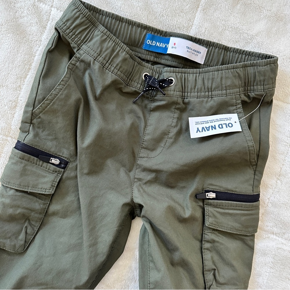 Old Navy Tech Jogger - Picture 3 of 3